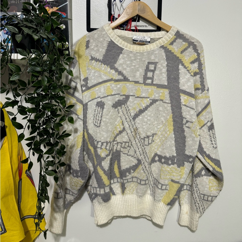 Vintage knit sweater